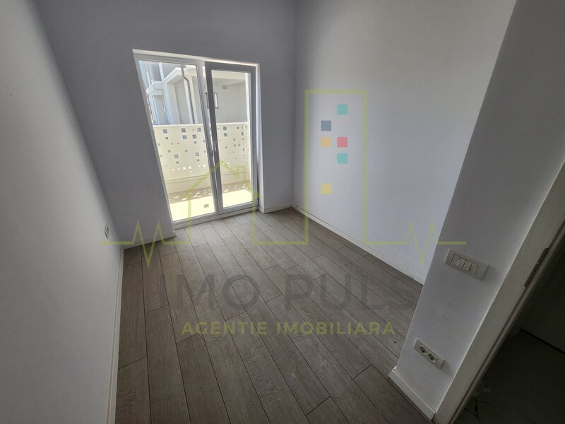 Gradina proprie. 2 Bai. Bloc nou 2023